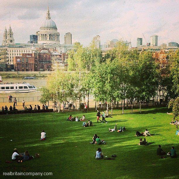 Must-Visit Destinations for First-Time Visitors to the UK