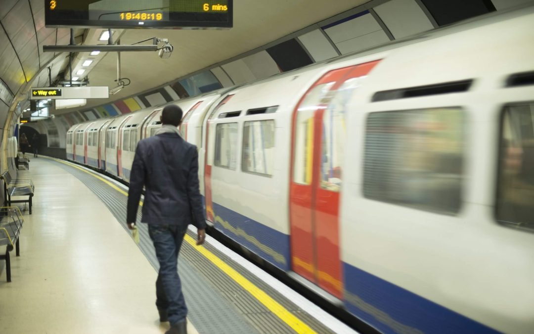 London Underground: Our 25 Top Tube Usage Tips for London Travelers