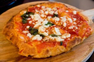 pizza_at_pizzeria_starita_milano