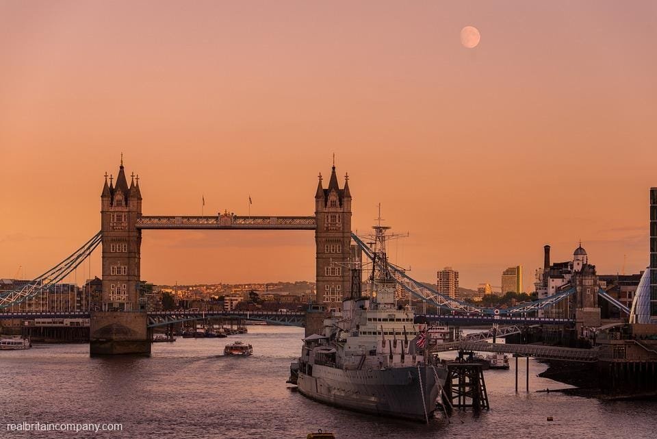 From Peacocks to Pubs: Odd UK Laws That Travelers Should Know