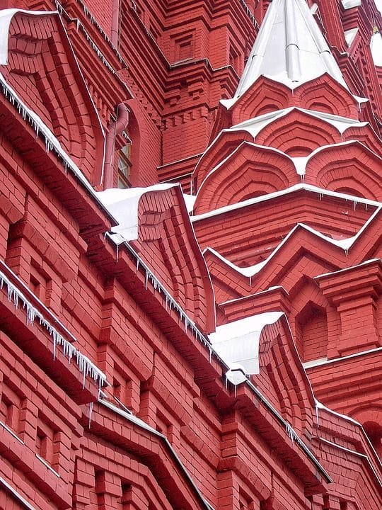 Exploring UK History: Secrets and Surprises from Famous British Attractions